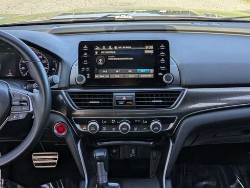Used 2019 Honda Accord Sport image 17