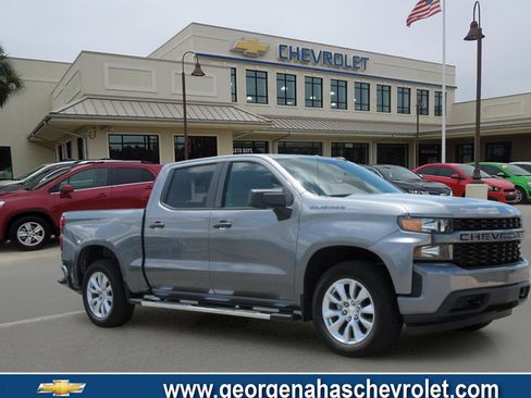 Used 2022 Chevrolet Silverado 1500 Custom w/ Safety Confidence Package RWD image 1
