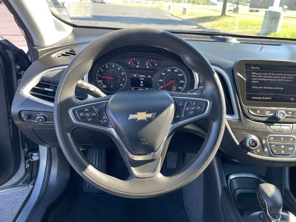 Used 2024 Chevrolet Malibu LT FWD image 11