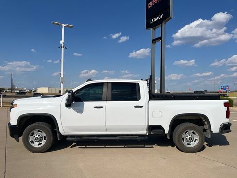 Used 2020 Chevrolet Silverado 2500 W/T w/ WT Convenience Package AWD/4WD image 3