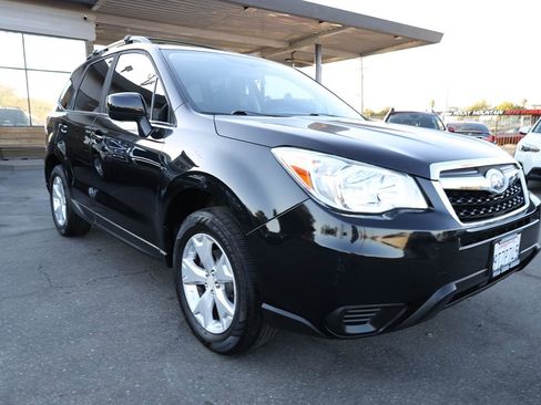 Used 2016 Subaru Forester 2.5i Premium w/ All-Weather Package image 31