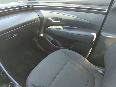 Used 2024 Hyundai Tucson SE image 22