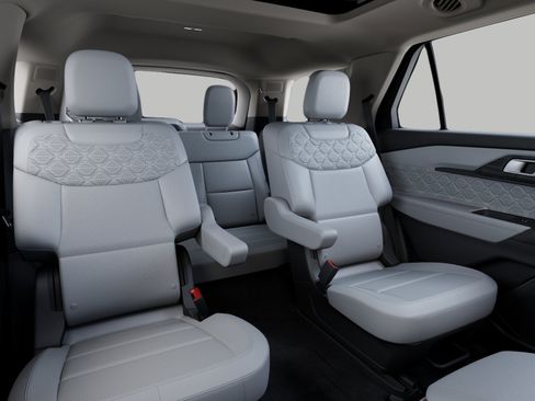 New 2027 Ford Explorer Platinum AWD/4WD image 11