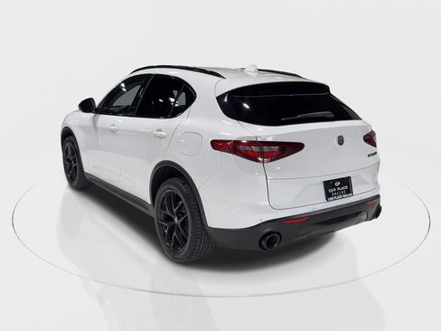 Used 2020 Alfa Romeo Stelvio w/ Nero Edizione image 8