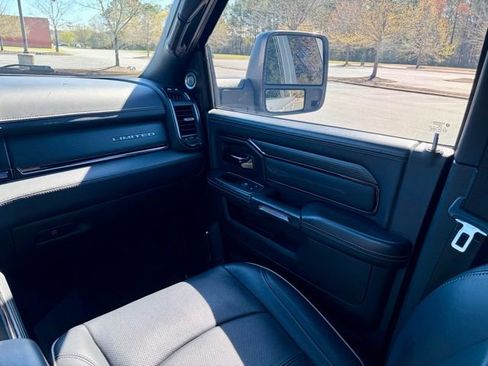 Used 2023 RAM 2500 Limited image 26