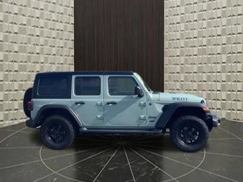 Certified 2024 Jeep Wrangler Unlimited AWD/4WD image 3