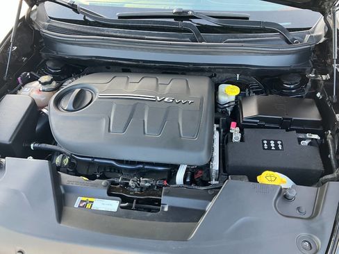 Used 2017 Jeep Cherokee Limited w/ Trailer Tow Group image 23