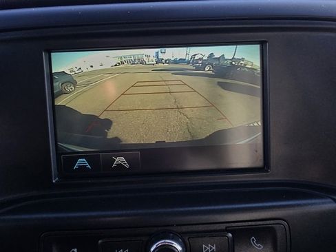 Used 2018 Chevrolet Silverado 1500 Custom w/ Custom Value Package image 18