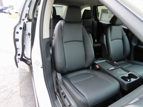 New 2026 Honda Odyssey EX-L image 17