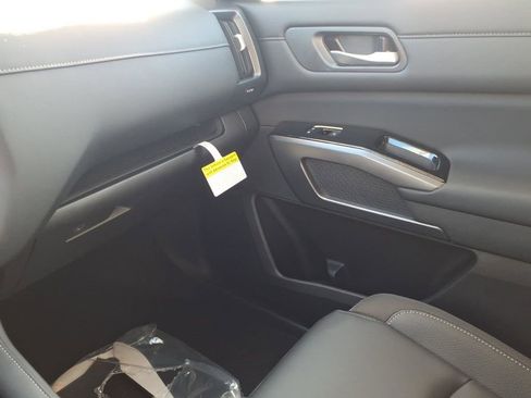 New 2026 Nissan Pathfinder SL image 23