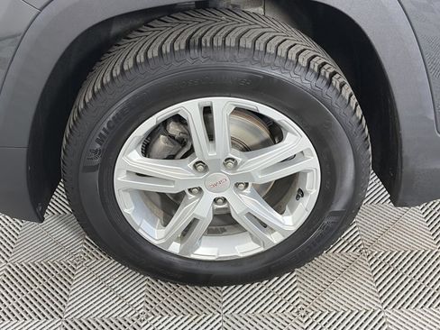 Used 2018 GMC Terrain SLE image 8