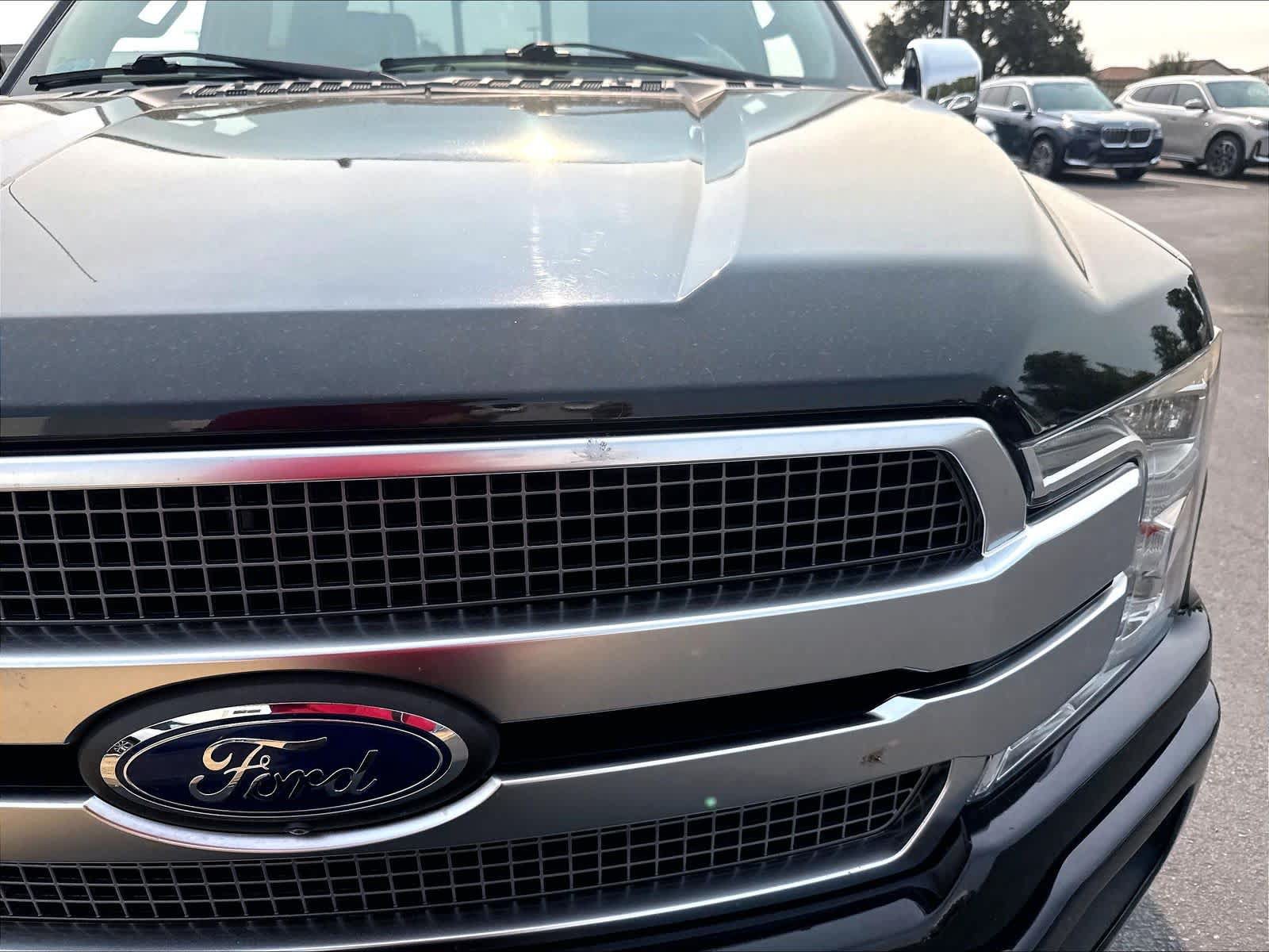 Used 2018 Ford F150 Platinum w/ Equipment Group 701A Luxury AWD/4WD image 29