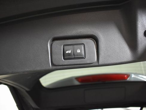 Certified 2023 Nissan Rogue SL w/ SL Premium Package image 32