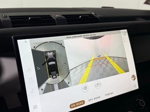 New 2026 Land Rover Defender 110 X-Dynamic SE image 18
