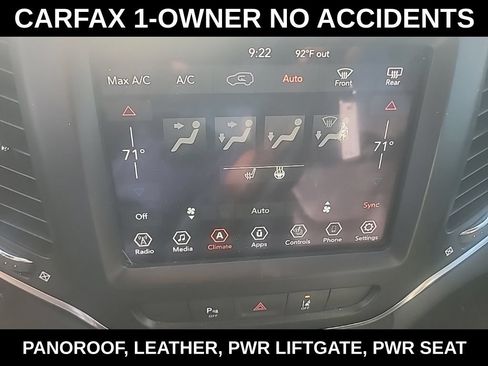 Used 2021 Jeep Cherokee Latitude Lux w/ Sun & Sound Group AWD/4WD image 9