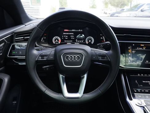 Used 2021 Audi Q8 Premium Plus w/ Premium Plus Package AWD/4WD image 10