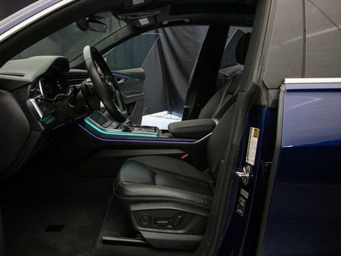 Used 2021 Audi Q8 Premium Plus image 29