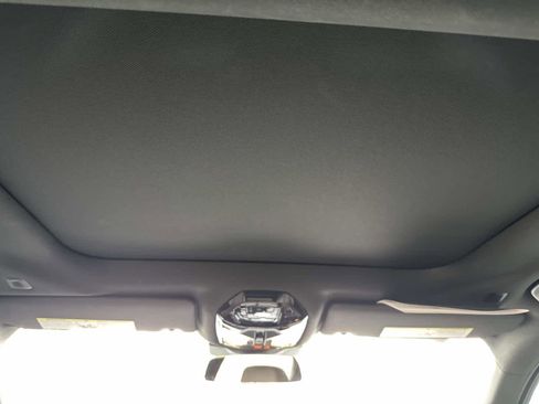 Certified 2025 BMW 530i xDrive w/ M Sport Package image 16