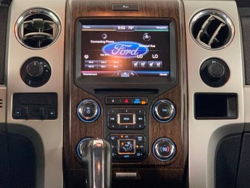 Used 2014 Ford F150 Lariat w/ Equipment Group 502A Luxury AWD/4WD image 24