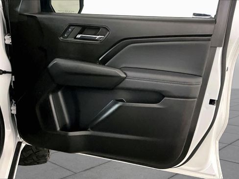 Used 2024 GMC Canyon Elevation w/ Convenience Package RWD image 38