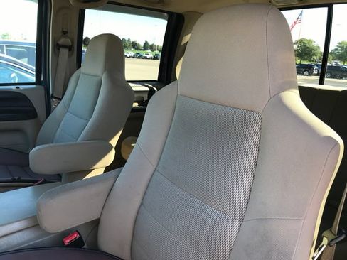 Used 2007 Ford F250 XLT AWD/4WD image 3
