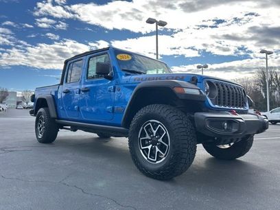 Used 2024 Jeep Gladiator Rubicon w/ Technology Group