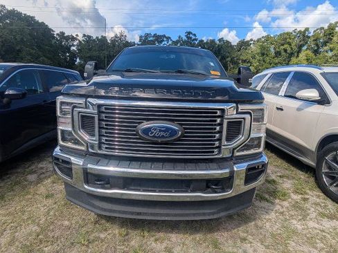 Used 2022 Ford F350 Lariat w/ Lariat Ultimate Package AWD/4WD image 3