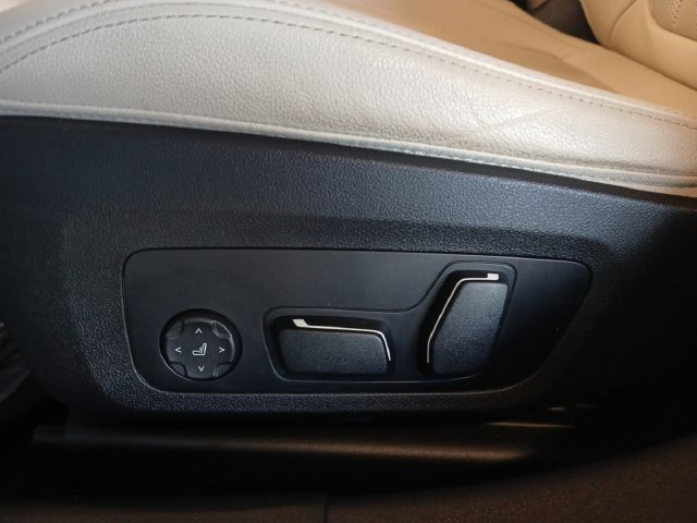 Used 2024 BMW M340i w/ Driving Assistance Package RWD image 6
