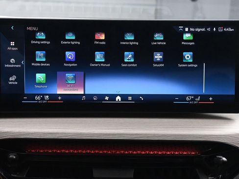 Used 2025 BMW 330i xDrive Sedan image 32