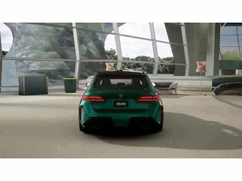 New 2026 BMW M5 Touring image 5