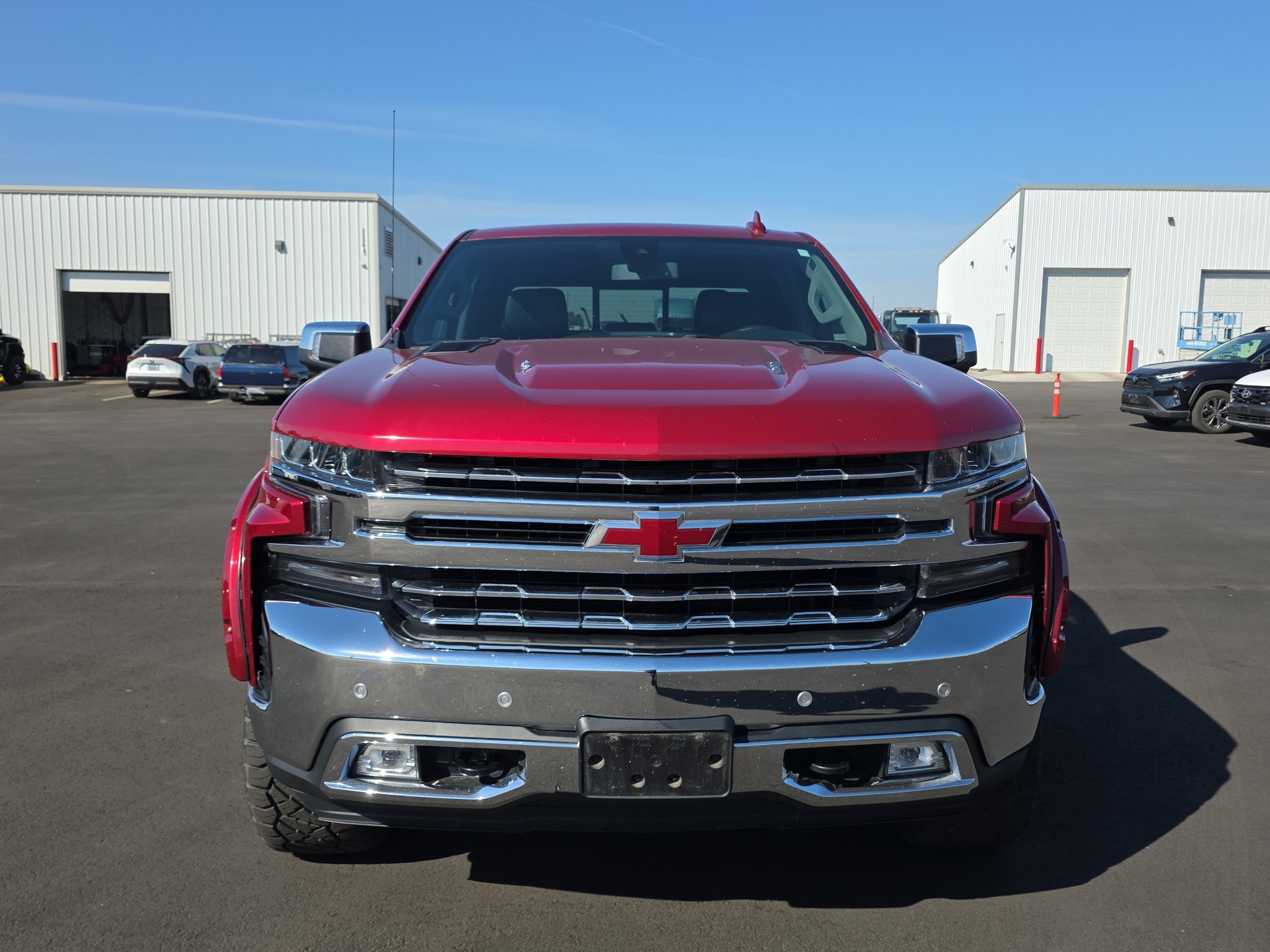 Used 2020 Chevrolet Silverado 1500 LTZ w/ LTZ Premium Package AWD/4WD image 2