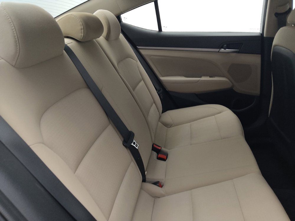 Used 2018 Hyundai Elantra SEL FWD image 19