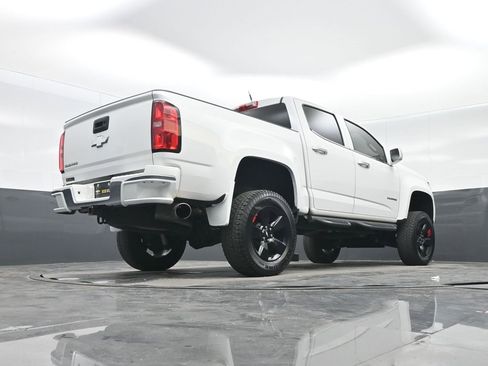 Used 2020 Chevrolet Colorado LT w/ Redline Special Edition image 30