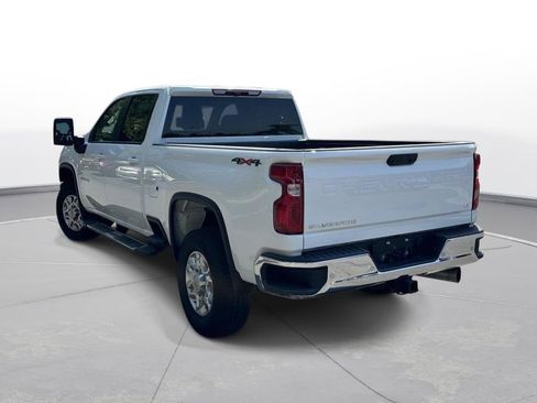 Used 2025 Chevrolet Silverado 3500 LT w/ Safety Package AWD/4WD image 8