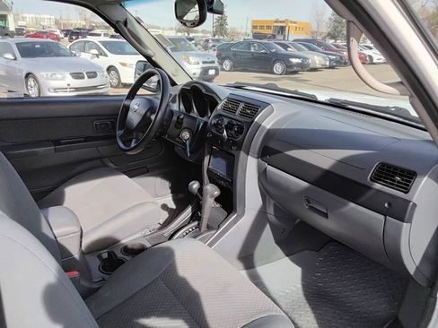 Used 2004 Nissan Xterra XE image 13