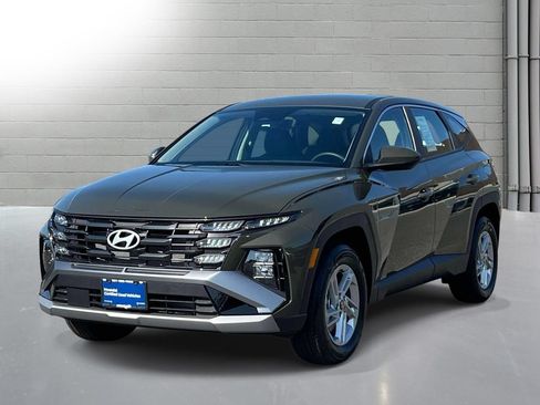 Used 2026 Hyundai Tucson SE AWD/4WD image 4