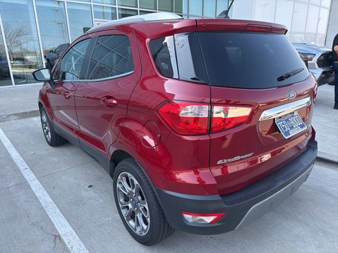 Used 2020 Ford EcoSport Titanium image 5