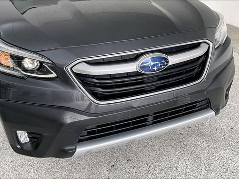 Used 2022 Subaru Outback Limited w/ Popular Package #2 AWD/4WD image 36