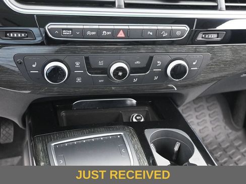 Used 2019 Audi Q7 3.0T Premium AWD/4WD image 11