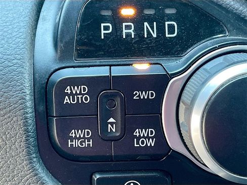 Used 2021 RAM 1500 Big Horn image 16