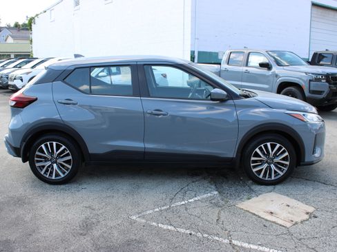 Certified 2023 Nissan Kicks SV FWD image 7