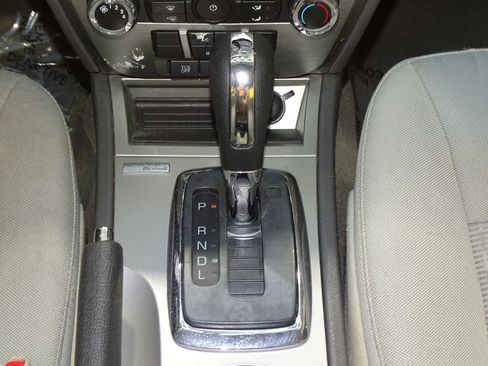 Used 2012 Ford Fusion SE image 30