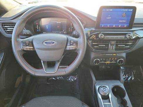 Certified 2023 Ford Escape ST-Line image 4