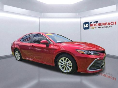 Used 2024 Toyota Camry LE FWD image 2