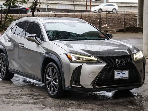 Used 2019 Lexus UX 200 F Sport image 3
