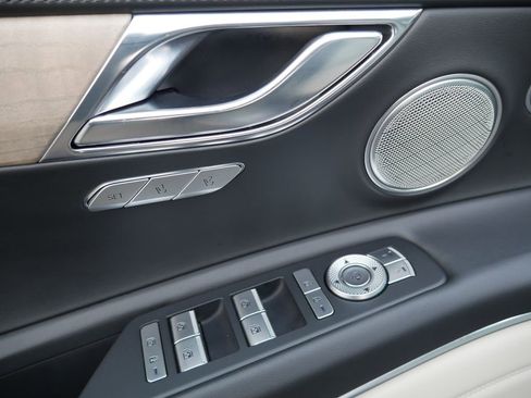 Used 2023 Genesis GV80 3.5T Advanced + image 19