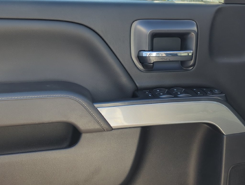 Used 2017 Chevrolet Silverado 1500 LT w/ All Star Edition AWD/4WD image 13