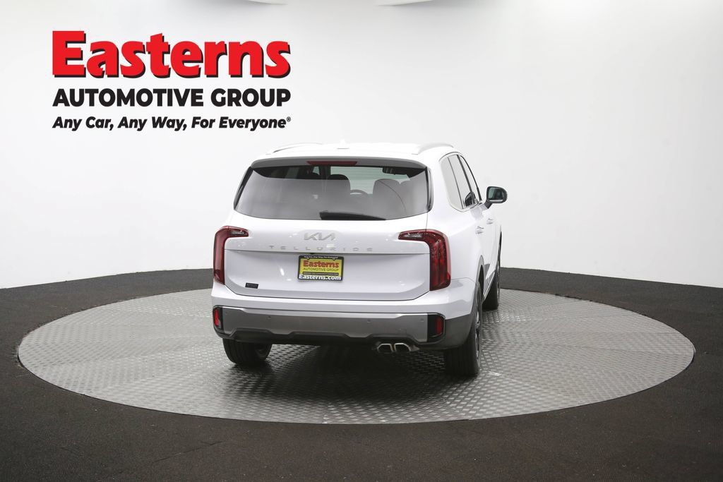 Used 2025 Kia Telluride S FWD image 41