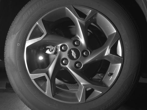 Used 2025 Chevrolet Trax LT w/ LT Convenience Package FWD image 15