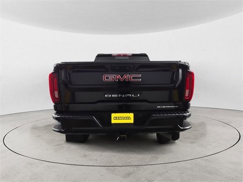 Used 2022 GMC Sierra 3500 Denali image 4